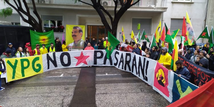 ‘Erdoğan işlediği savaş suçlarından yargılansın’