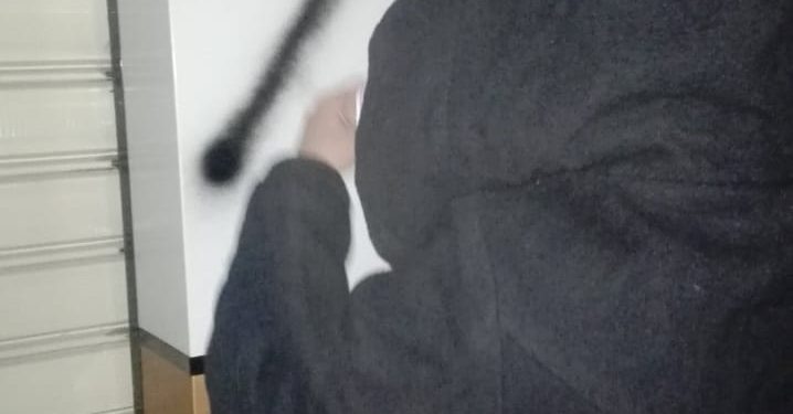 Genç kadınlardan Türk mallarının boykotuna ilişkin afiş