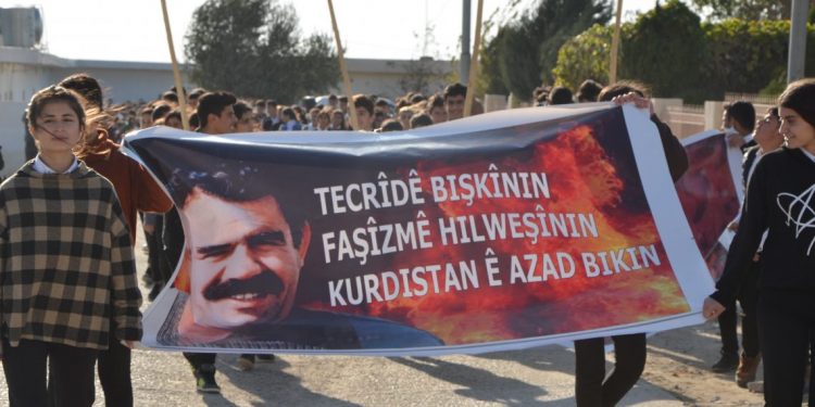 Mexmur’lu gençler Halklar Önderi Öcalan’a yönelik tecridi kınadı