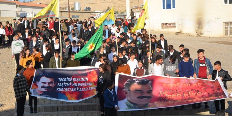 Mexmur’lu gençler Halklar Önderi Öcalan’a yönelik tecridi kınadı