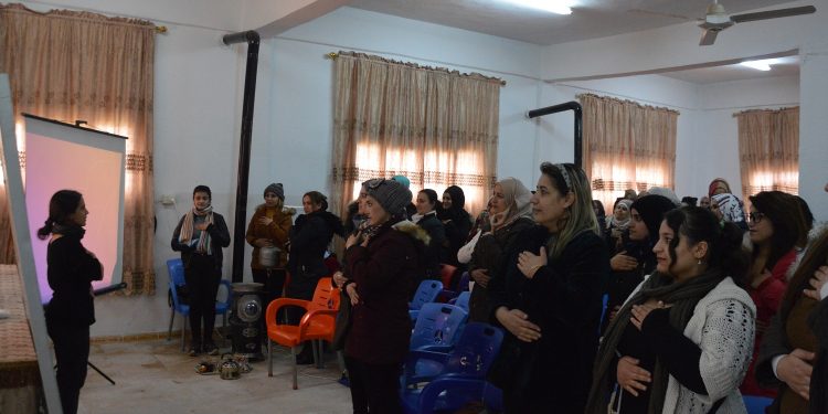 Dêrik’te öğretmenler seminere katıldı