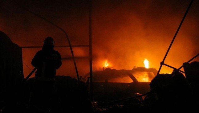 SON DAKİKA- Ateşin Çocukları’ndan Antalya’da Eylem: Yanmaya devam edecekler