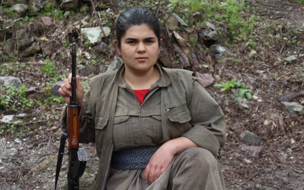 HPG, şehit düşen gerilla Ruheyv Ronahi’yi andı