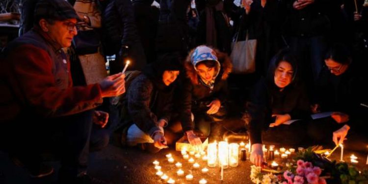 İran’da öğrenciler eylem yaptı, İngiltere büyükelçisi gözaltına alındı