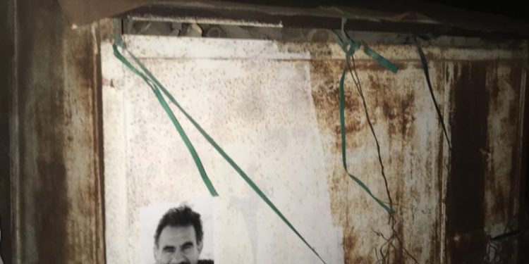 Amed sokakları Halklar Önderi Öcalan’ın posterleri ile donatıldı