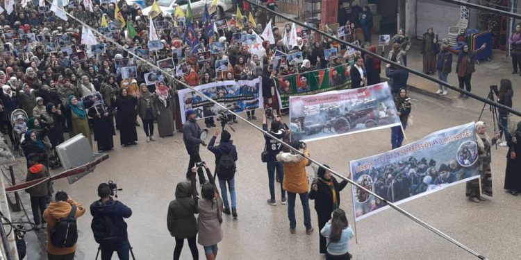 Rojava Kurdistan’ı Efrîn için yürüdü