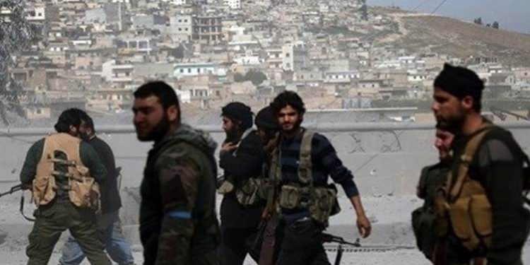 Erdoğan işgal ettiği Efrîn’i Türk bayrakları ve fotoğraflarını astı