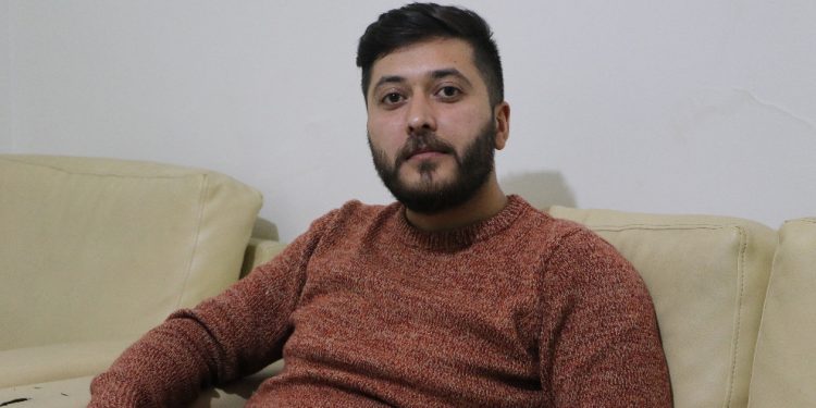 Azad Dağ, işgalci Türk polislerince kaçırılmak istendi
