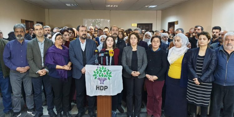 Bakûrê Kurdistan kentlerinde açıklama: Hemen İmralı’ya gidilmeli!