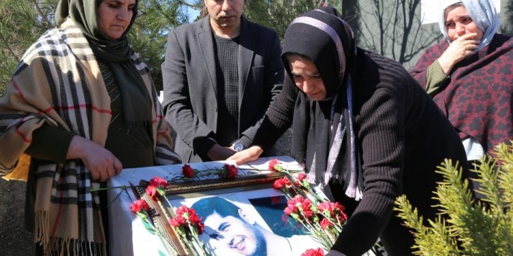 Cizîra Botan’da şehit düşen Gazeteci Aktaş ile Yavuzel ve Yeşil anıldı