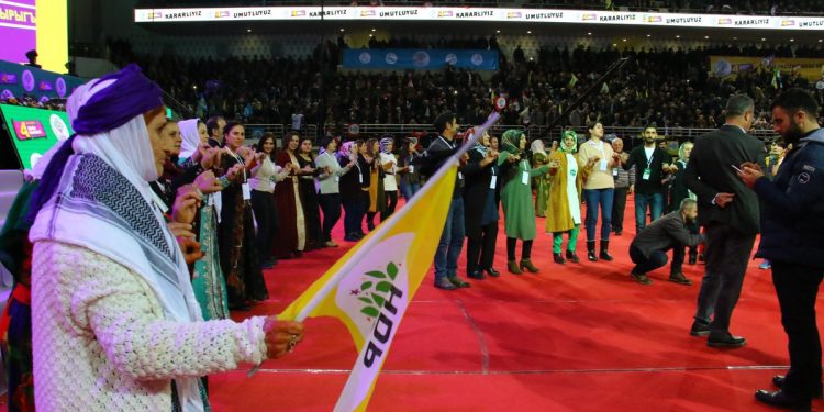 Binlerce yurttaş HDP Kongres’inde
