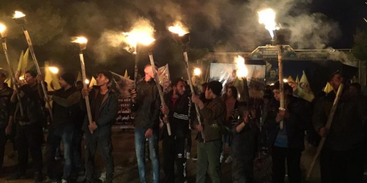 Tirbespiyê gençliğinden meşaleli yürüyüş