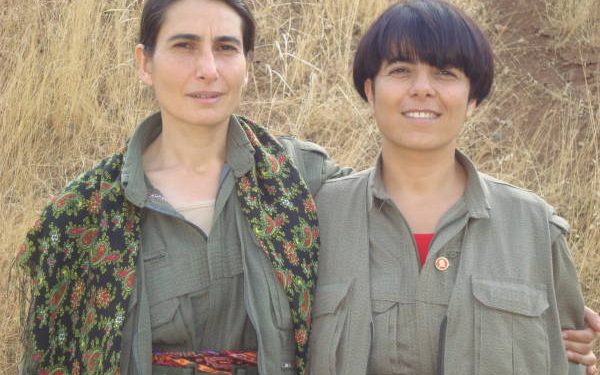 “Tekoşin arkadaşın silahını yerde bırakmayacağız”