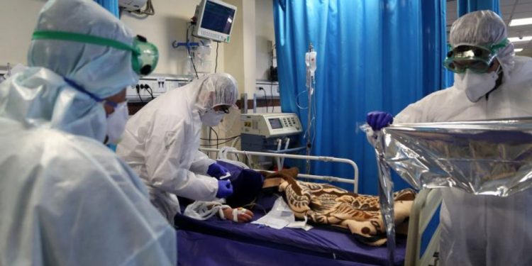 Resmi rakamlara göre toplam vaka sayısı 9 bin 217, ölü sayısı ise 131