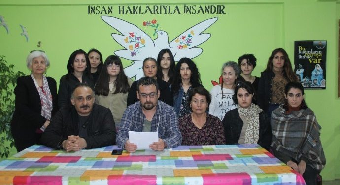 Üniversite öğrencileri faşist Türk polisi tarafından tehdit ediliyor!