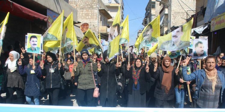 Halep’te Halklar Önderi Öcalan için eylem