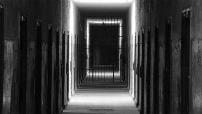 İran, 10 bin tutsağı serbest bırakıyor