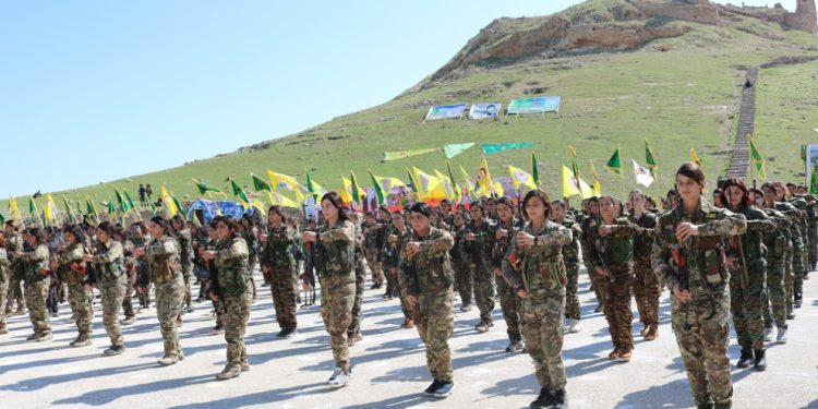 YPJ Halklar Önderi Öcalan’ın doğum günü ve kuruluş yıl dönümünü kutladı