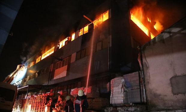 SON DAKİKA – İstanbul, Bursa ve Kırklareli’de 3 yer ateşe verildi