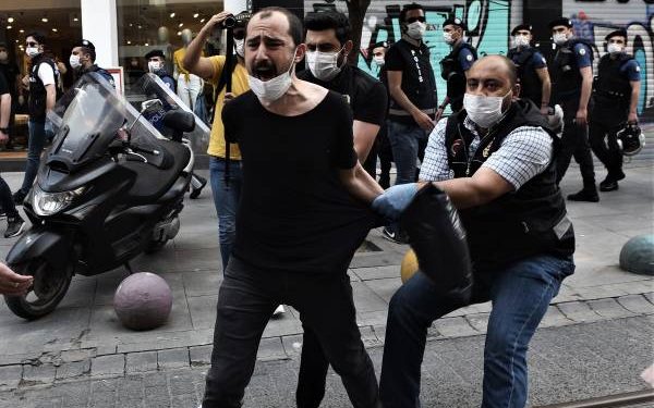 Mayıs ayı şehitlerini anan gençlik örgütlerine saldırı: Gözaltılar var