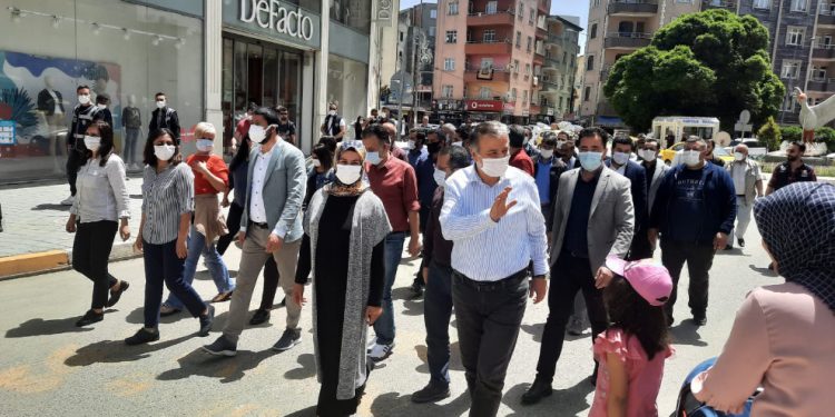 Iğdır’da gasp protestosu: Talancılar, hırsızlar kayyumlar!