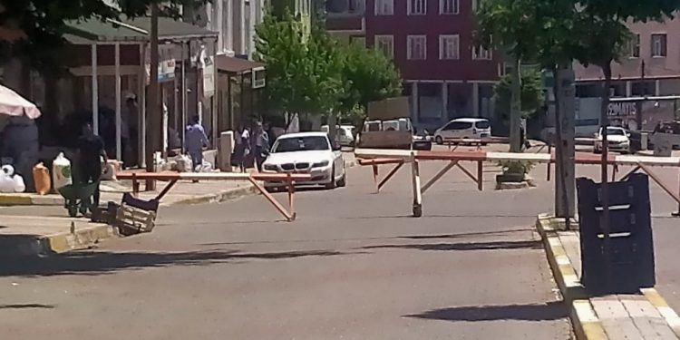 TC devletinin korkusu: Lice çarşısı kapatıldı!