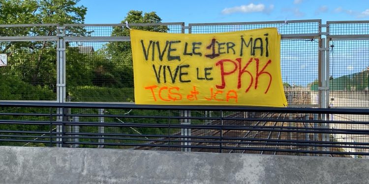 Paris’te 1 Mayıs kutlandı, işgal ve işbirlikçilik havai fişeklerle protesto edildi