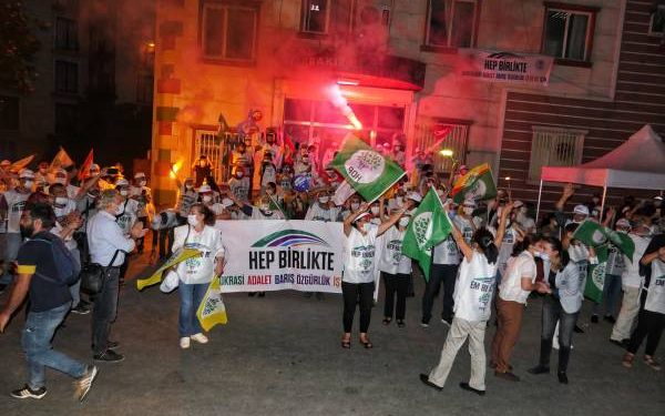 Amed’de büyük coşku