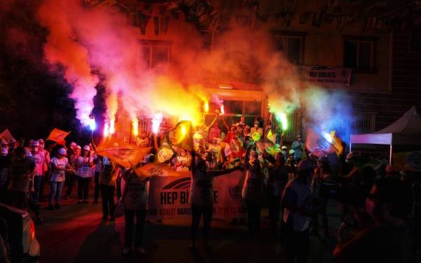 Amed’de büyük coşku