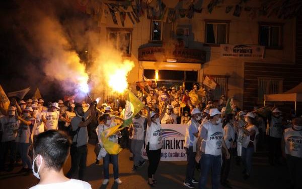 Amed’de büyük coşku