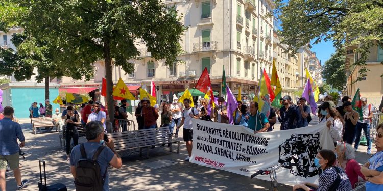 Rojava Devrimi’nin 8.yıldönümünde Cenevre’de kutlama