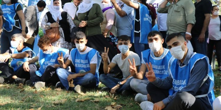 HDP gençliği İstanbul’da buluştu