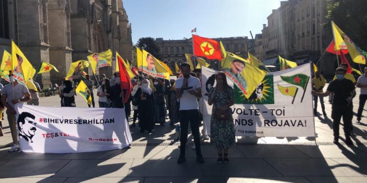 Fransa’da gençler ‘Bi Hev Re Serhildan’ hamlesini selamlıyor