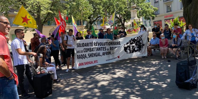 Rojava Devrimi’nin 8.yıldönümünde Cenevre’de kutlama