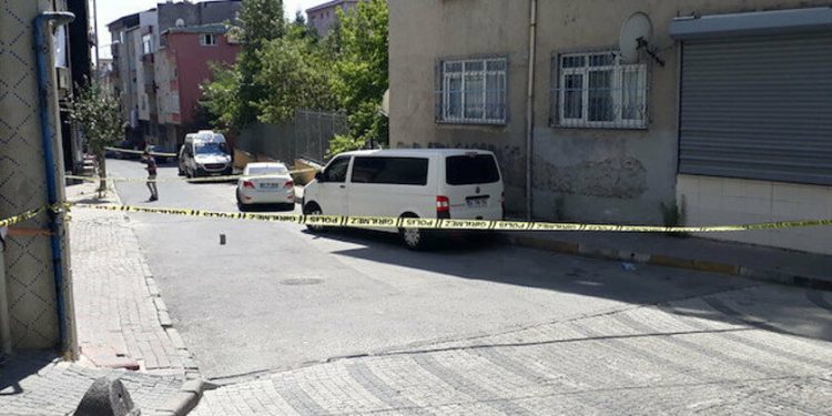 SON DAKİKA – İstanbul’da polisler vuruldu