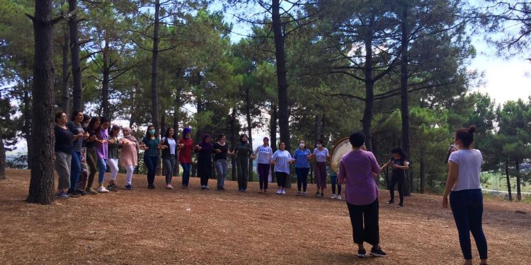 Genç kadınlar ‘Harekete Geç!’ hamlesi kapsamında buluştu