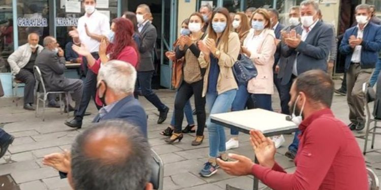 Bir çok kentte siyasi soykırım operasyonları protesto edildi
