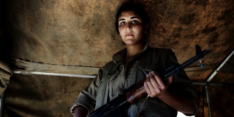 Cenga Heftanin Kadının Diriliş Savaşıdır!