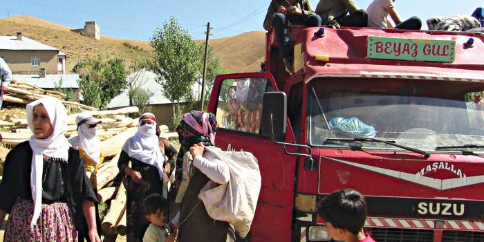 İşgalci Türk devleti hayvan otlatmayı yasakladı