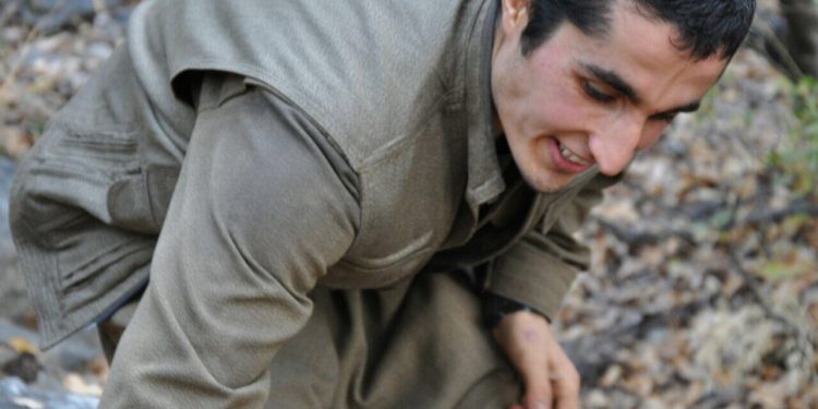 Bir Heftanin gerillasının kaleminden: Uçurumlardan Süzülmek