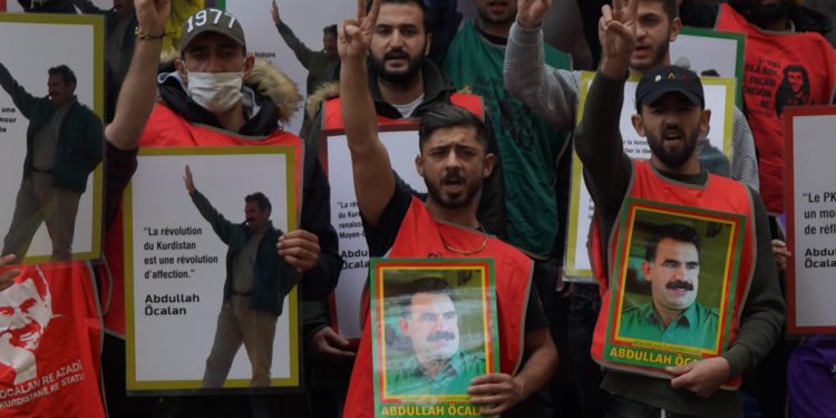 Strasbourg’daki “Öcalan’a Özgürlük” eylemi, büyüyerek devam ediyor