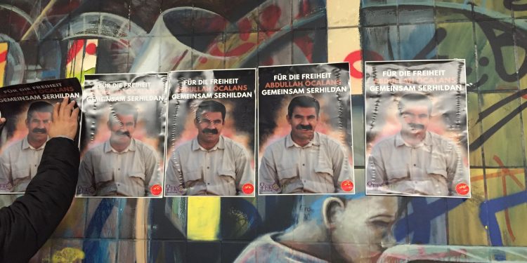 TEKO-JIN ve TCŞ’den Mannheim’da afişleme çalışması