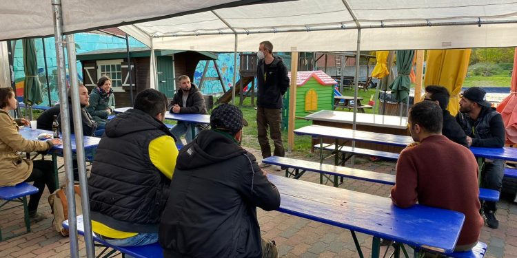 Mannheim’de Kürt ve enternasyonal gençlerden “Bi Hev Re Serhildan” buluşması