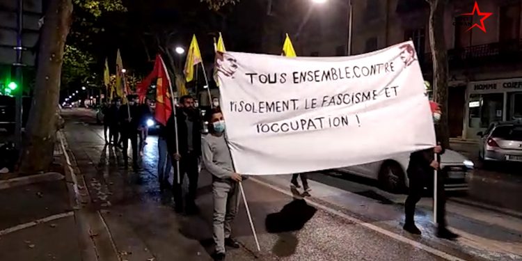 Gençlik “Önder APO’ya Özgürlük” sloganlarıyla sokakta