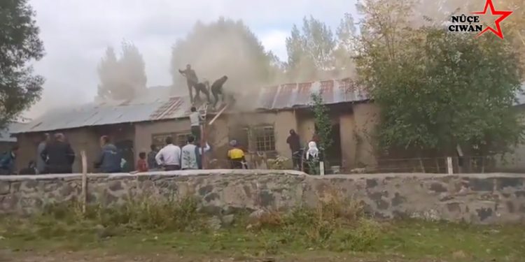 SON DAKİKA – İşgalci Türk devleti Muş’ta köyü ateşe verdi