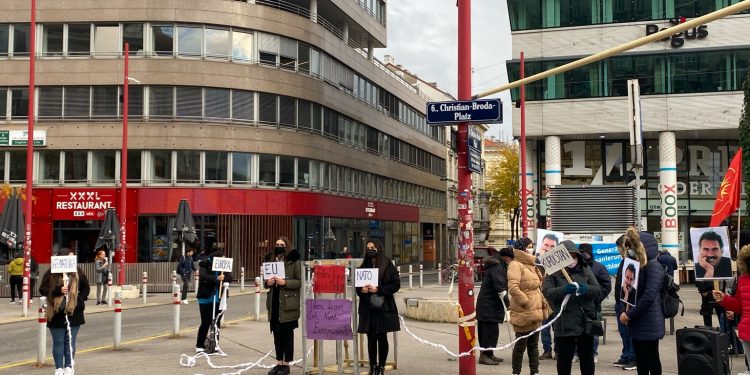 Viyana’da genç kadınlardan eylem