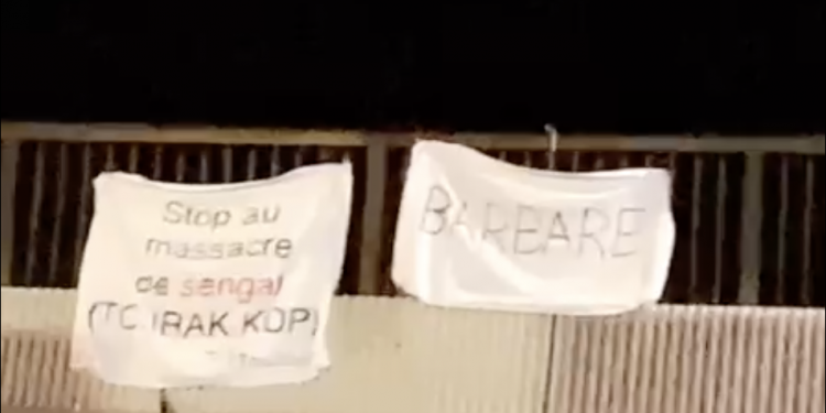Gençler, Paris ve Toulouse’da 75’nci fermana karşı pankart eylemleri düzenledi