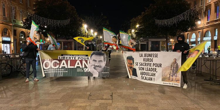 Toulouse’da gençlerden “Öcalan’a Özgürlük” eylemi