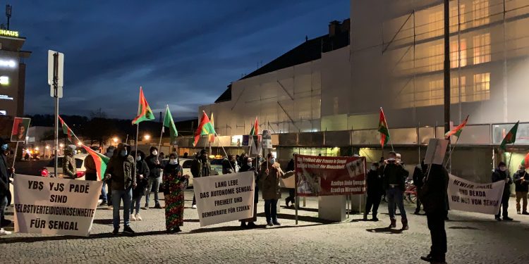 Bielefeld’deki Kürdistan halkı Şengal’e sahip çıkıyor: “Gelin, Şengal’i savunalım!”