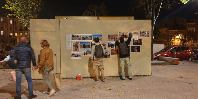 Gençlerden Marsilya’da afişleme ve pankart eylemi